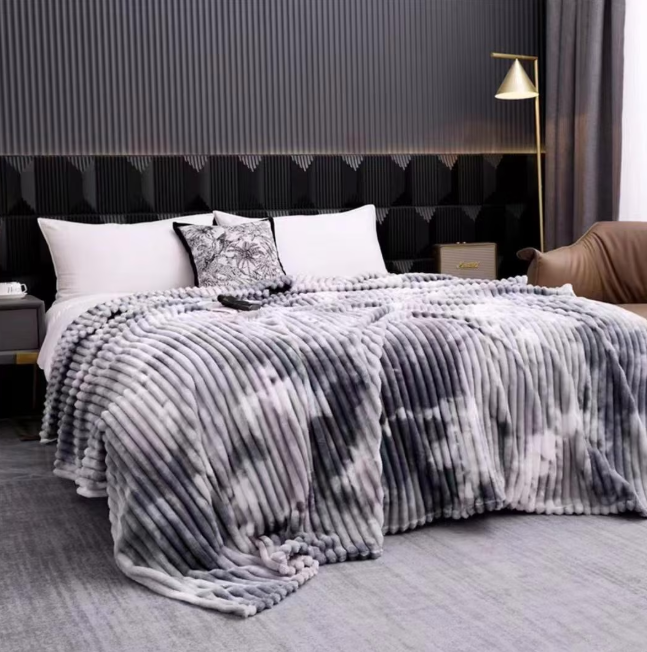Patura pufoasa cocolino degrade pentru pat dublu, 200 x 230 cm